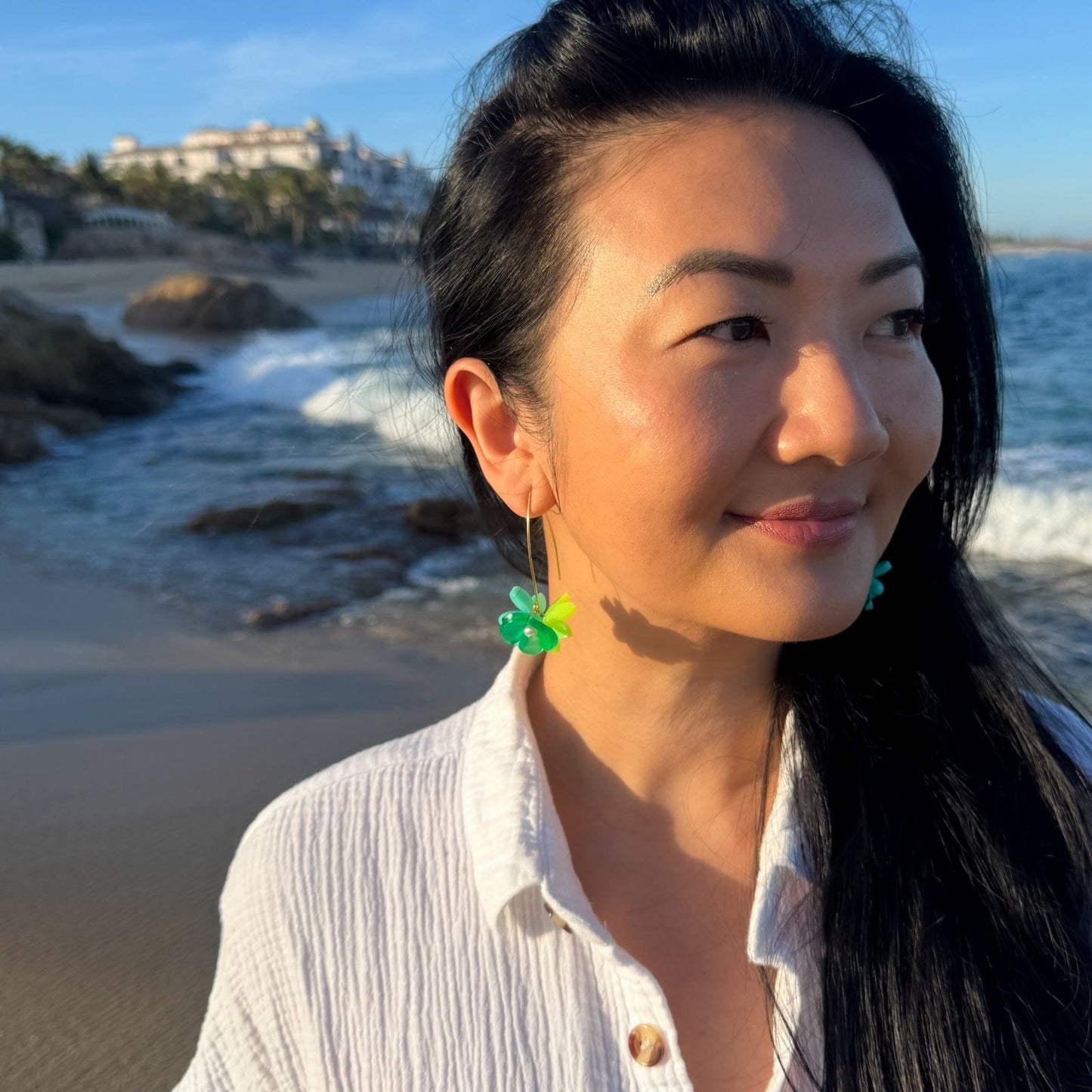 Playful Flowerball dangly earrings with freshwater pearls in green #color_green