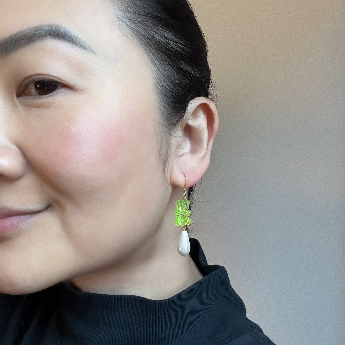 Nostalgic, cute and classy gummy bear dangly earrings with elegant pearl drops #color_lime-green