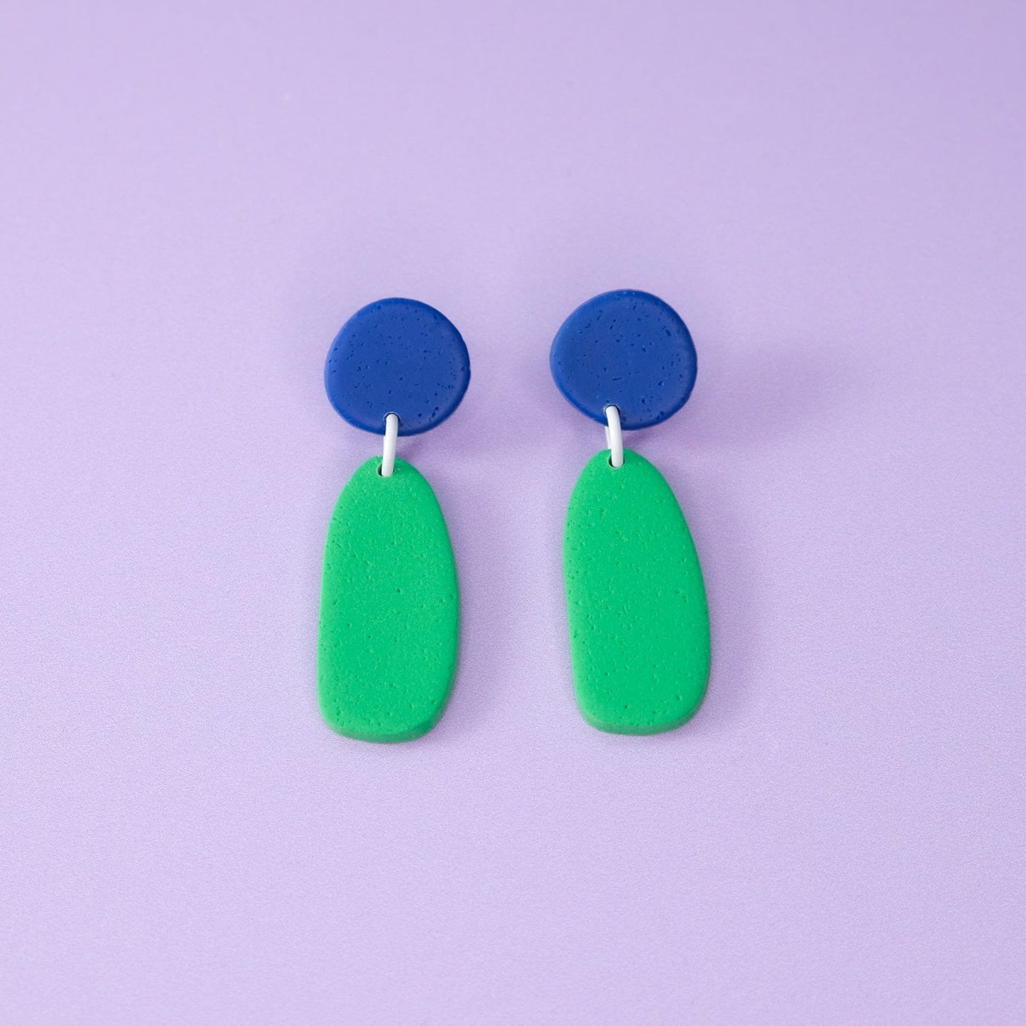 Artsy Miro inspired lightweight dangly earrings #color_green