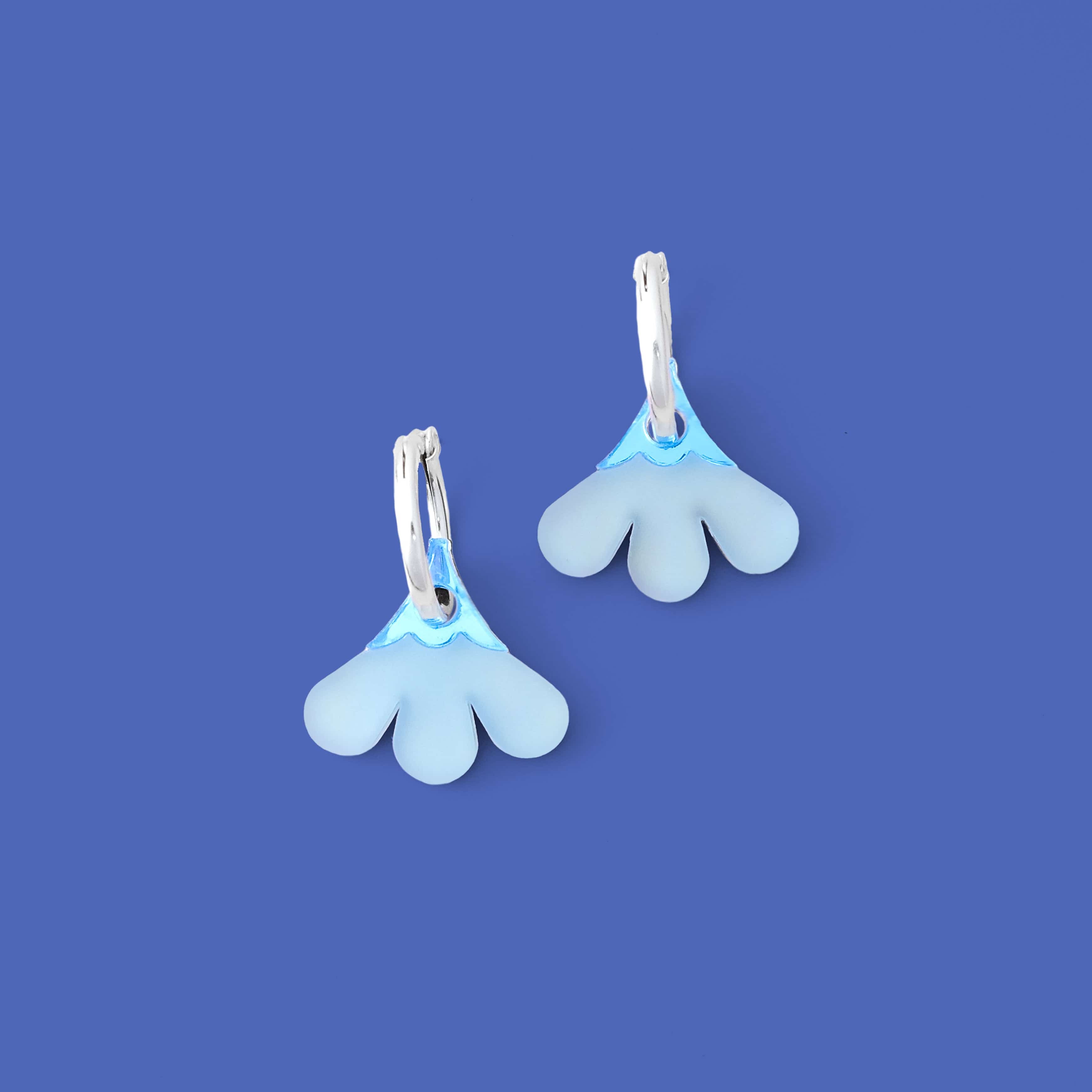 Cute and dainty Baby daisy gold-filled hoop earrings #color_light-blue