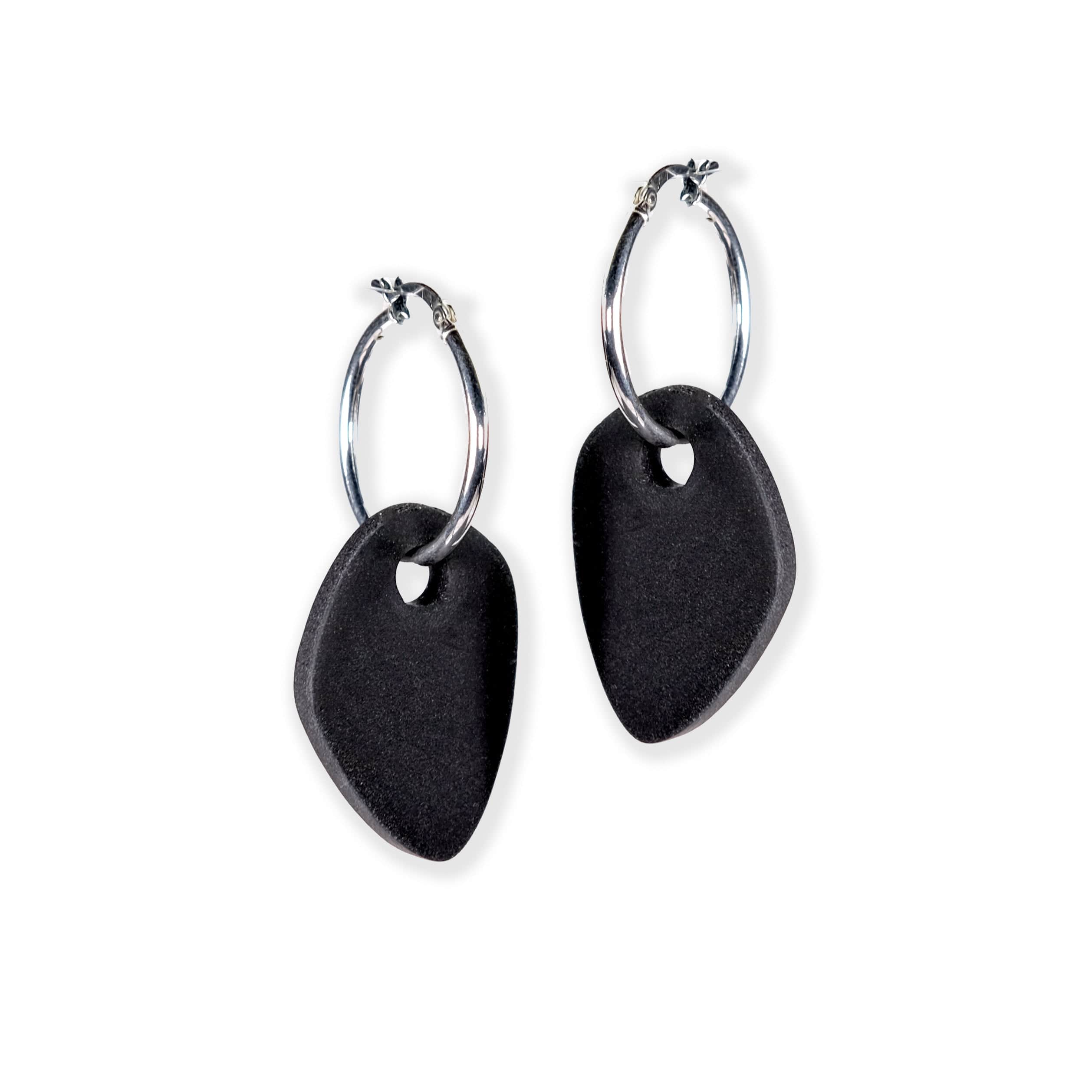 Organic shapes, hoop charm dangly earrings Calder inspired in black #color_black