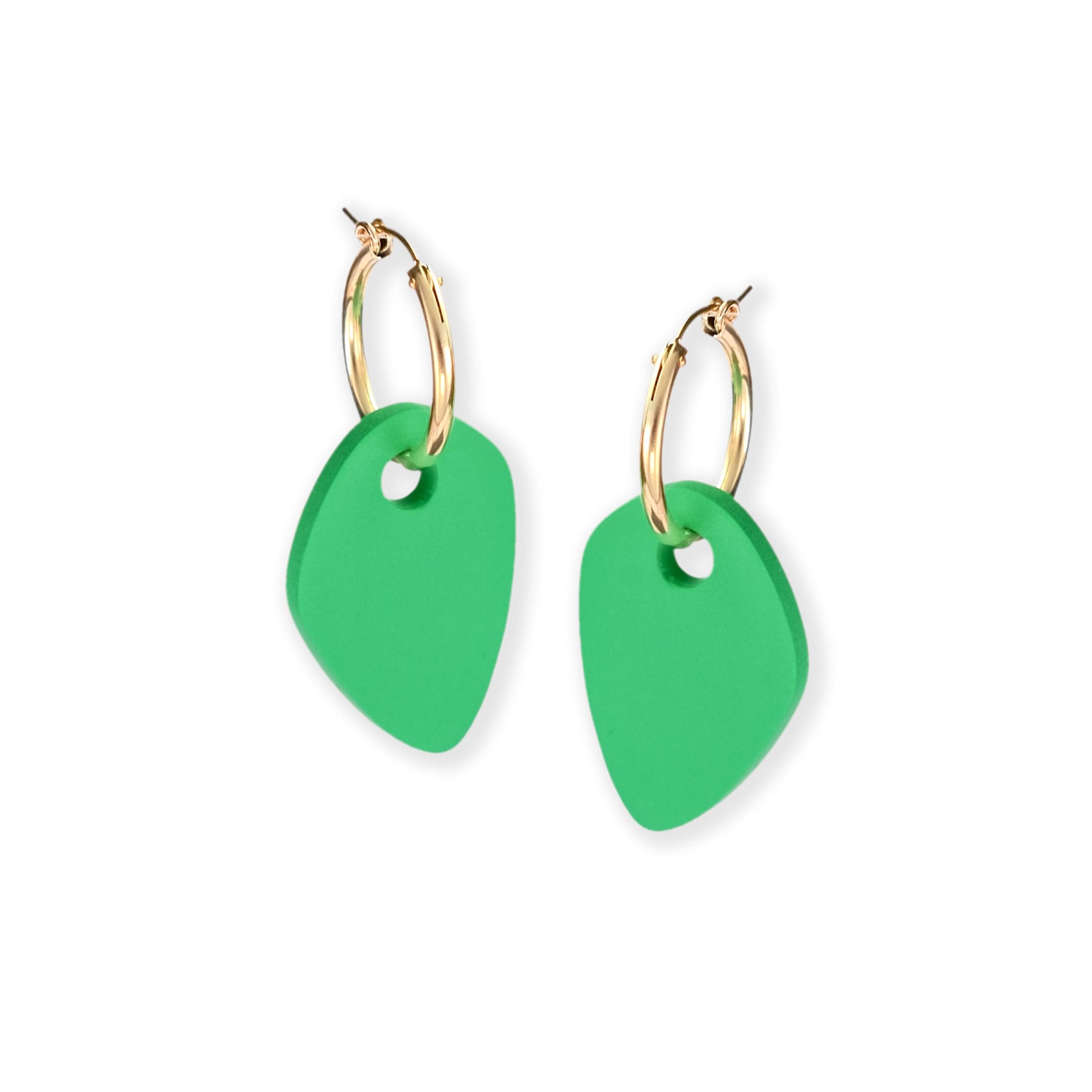 Organic shapes, hoop charm dangly earrings Calder inspired in green #color_green