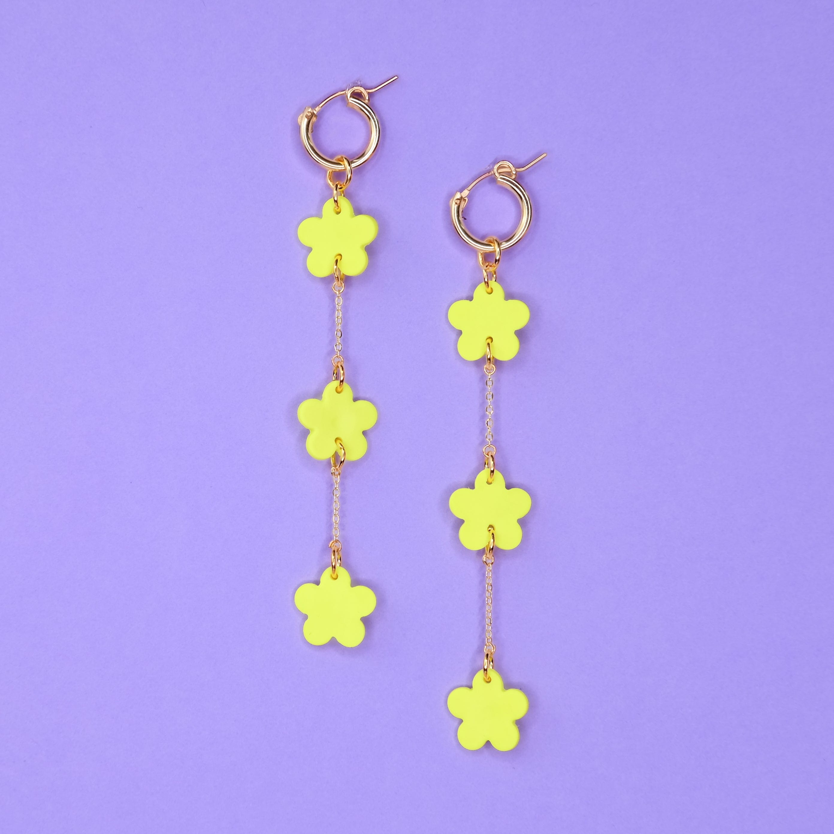 Daisy trio hoop earrings #color_neon-yellow