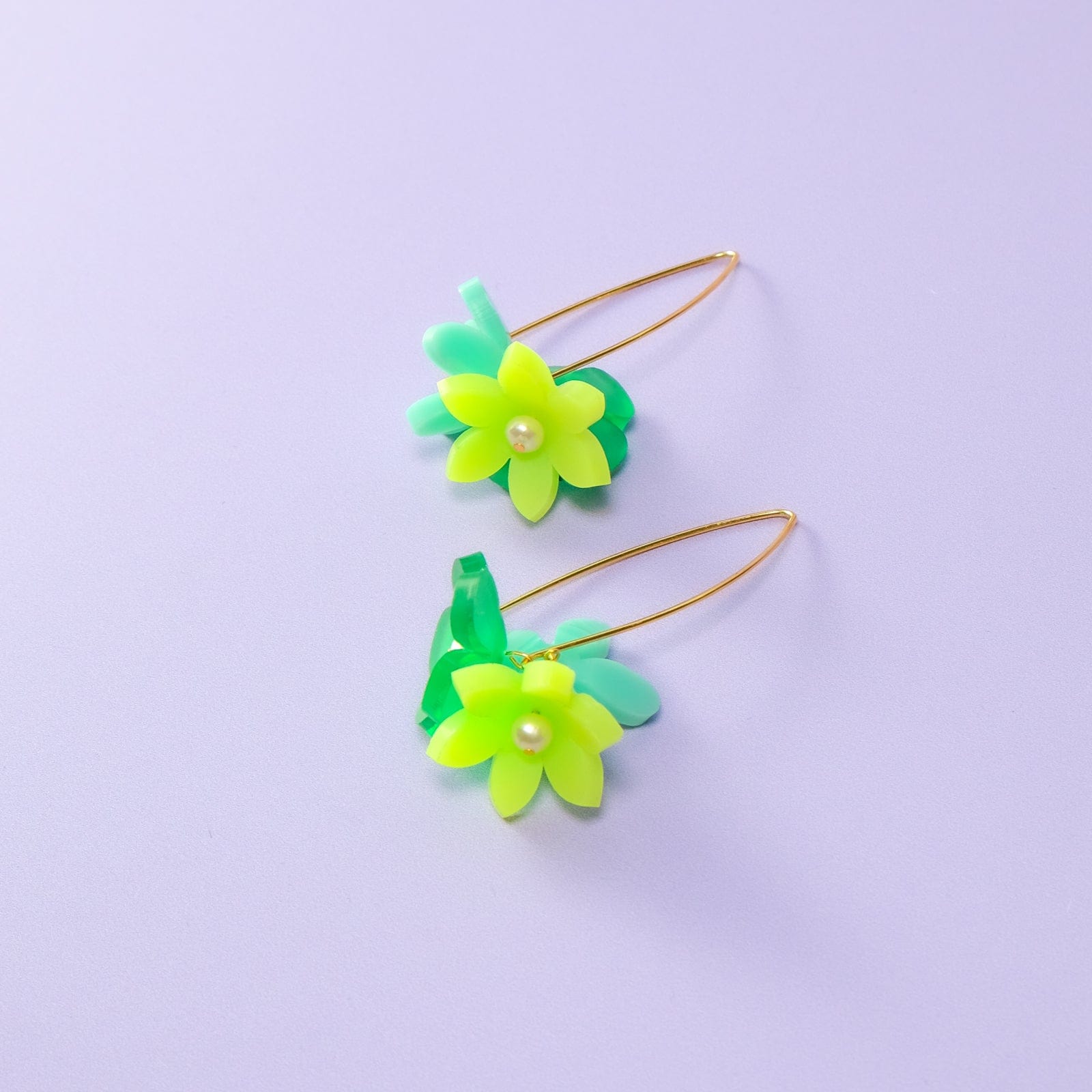 Playful Flowerball dangly earrings with freshwater pearls in green #color_green
