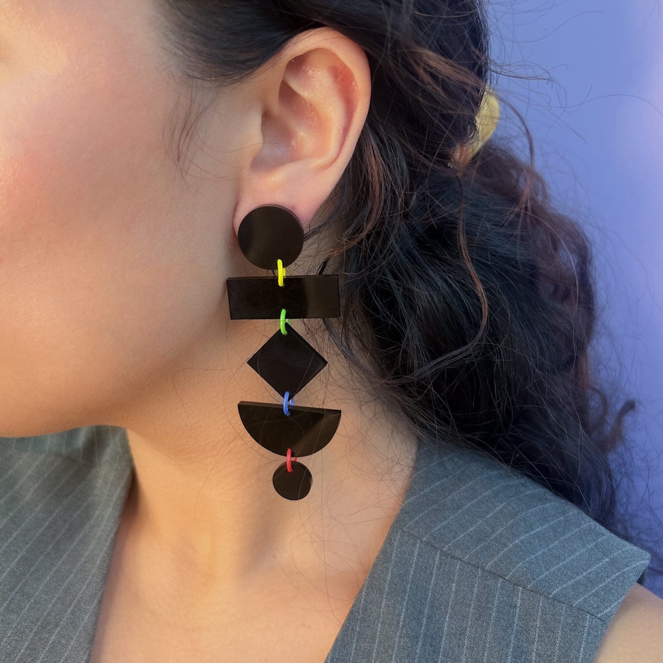 Asymmetrical translucent Geometric dangly statement earrings in black with multi-color jump rings #color_black