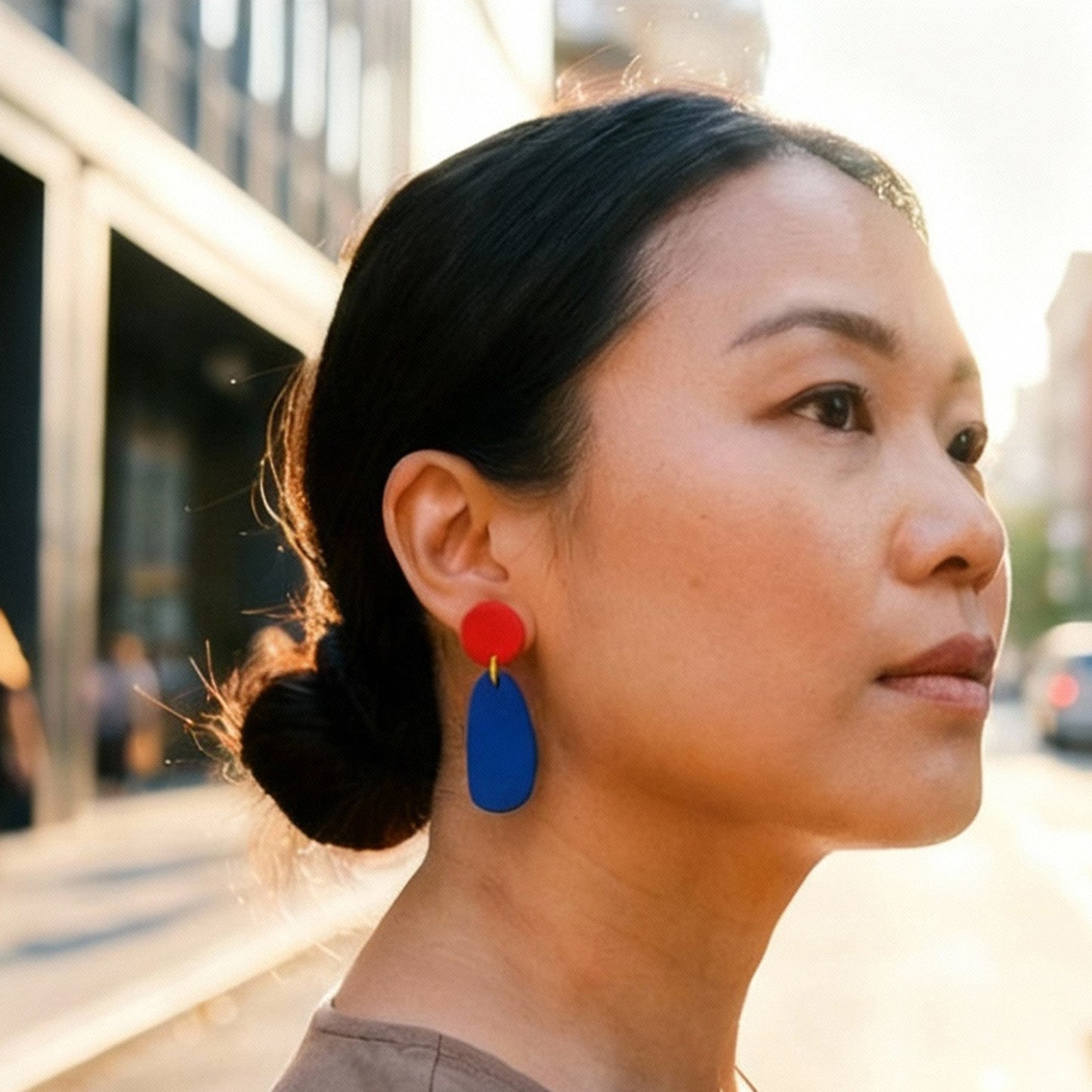 Artsy Miro inspired lightweight dangly earrings #color_blue