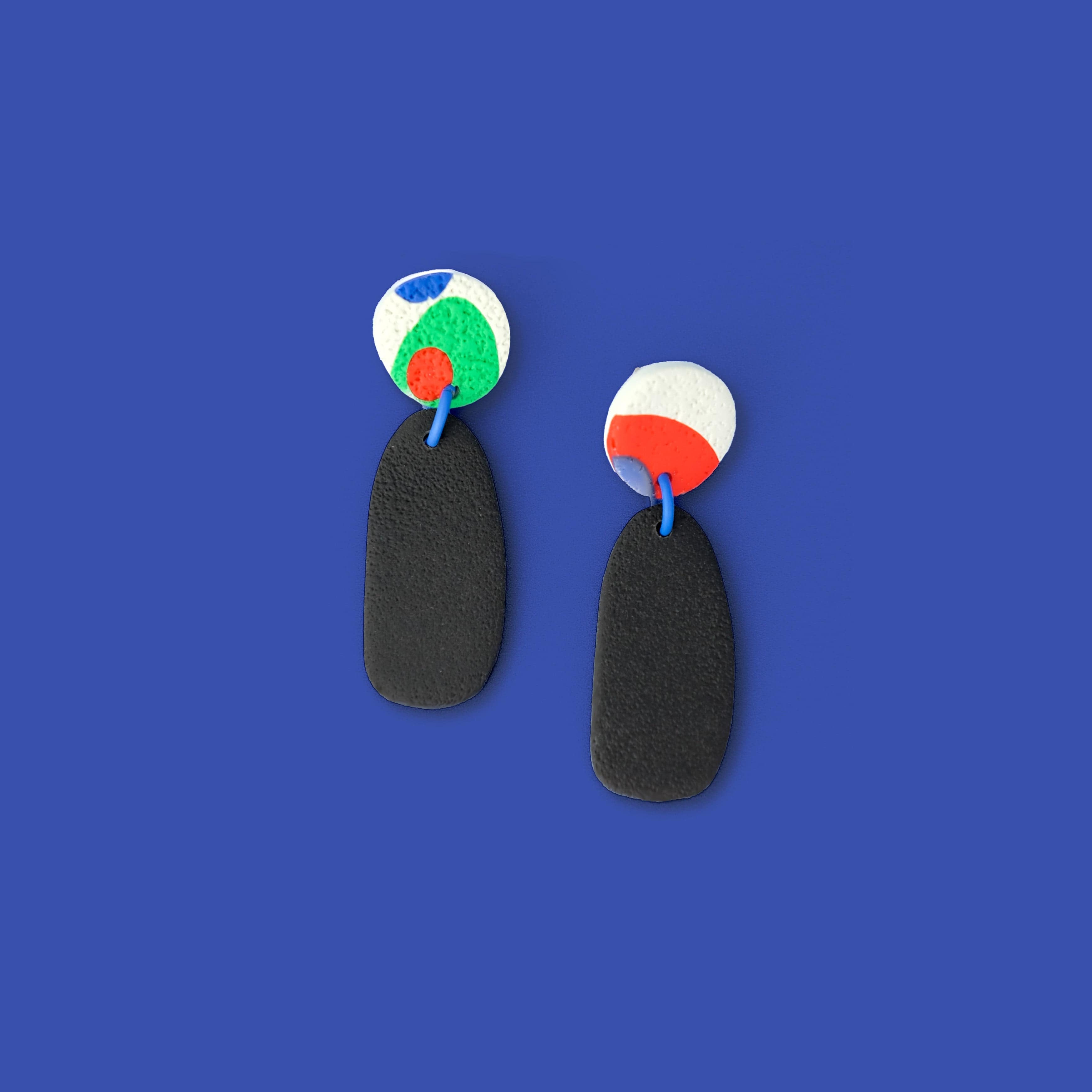 Artsy Miro inspired lightweight dangly earrings #color_black