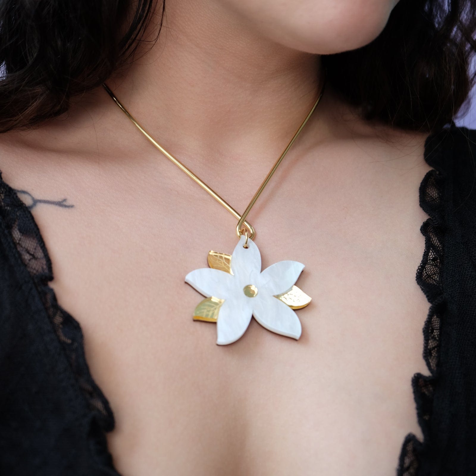 Elegant sampaguita flower necklace handmade in NYC #color_white