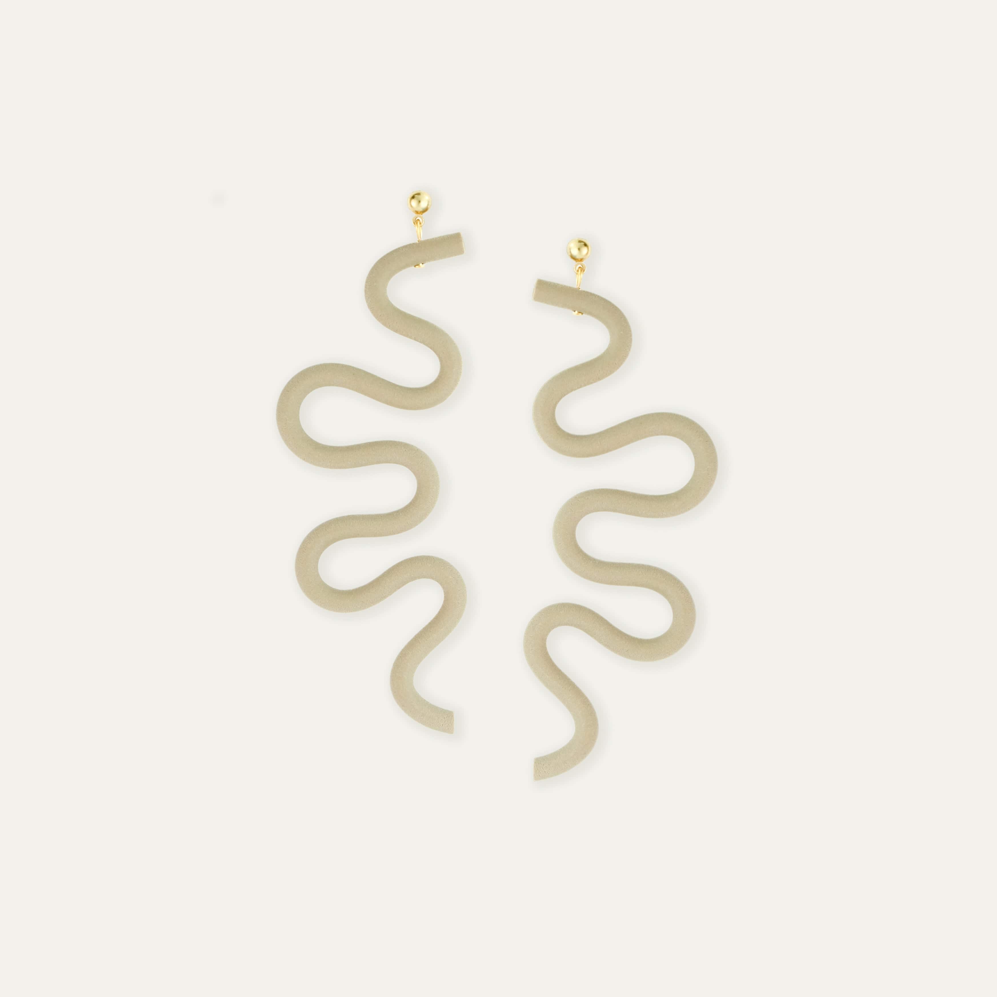 Tube Squiggle dangly earrings small in taupe #color_taupe