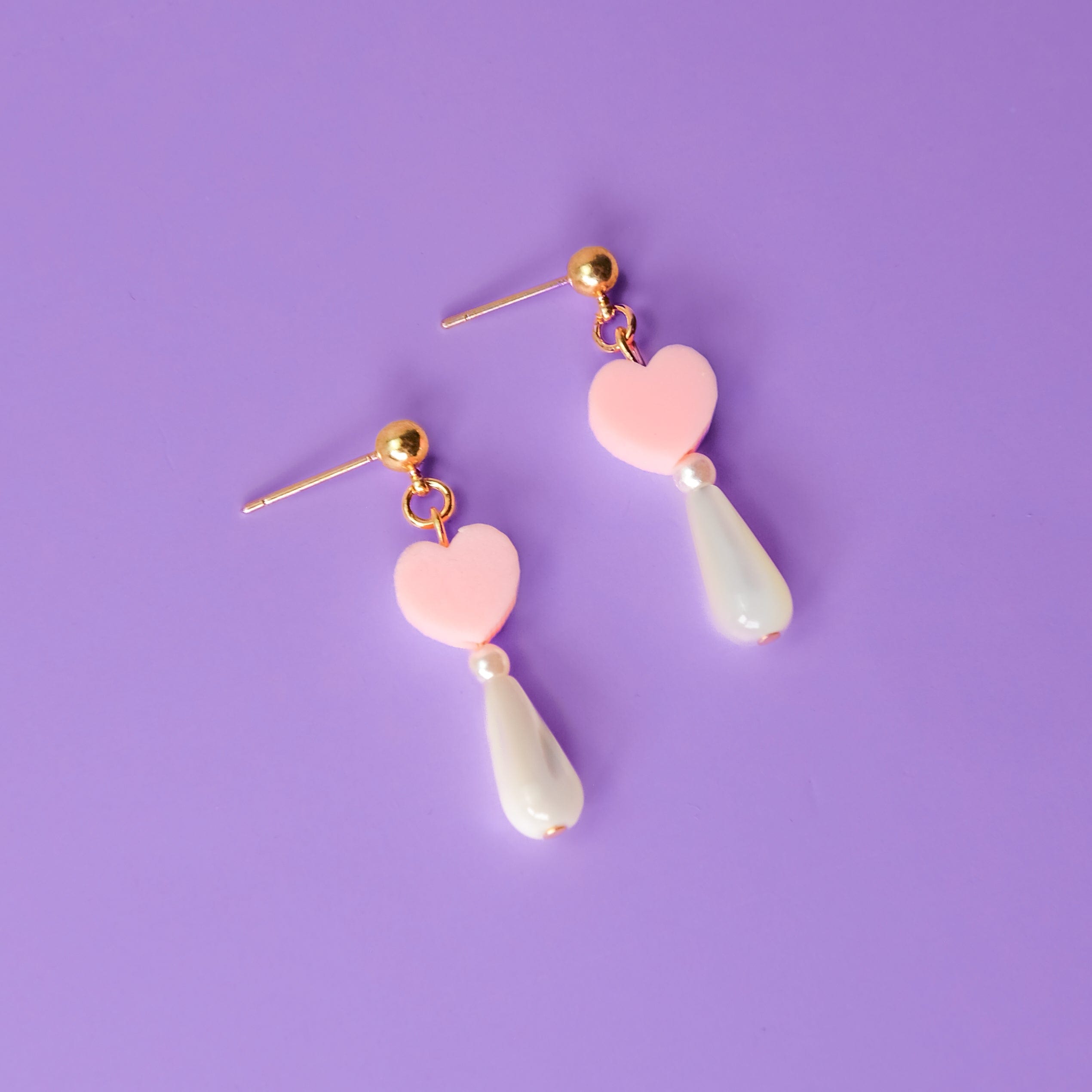 Tiny heart drop earrings #color_peach