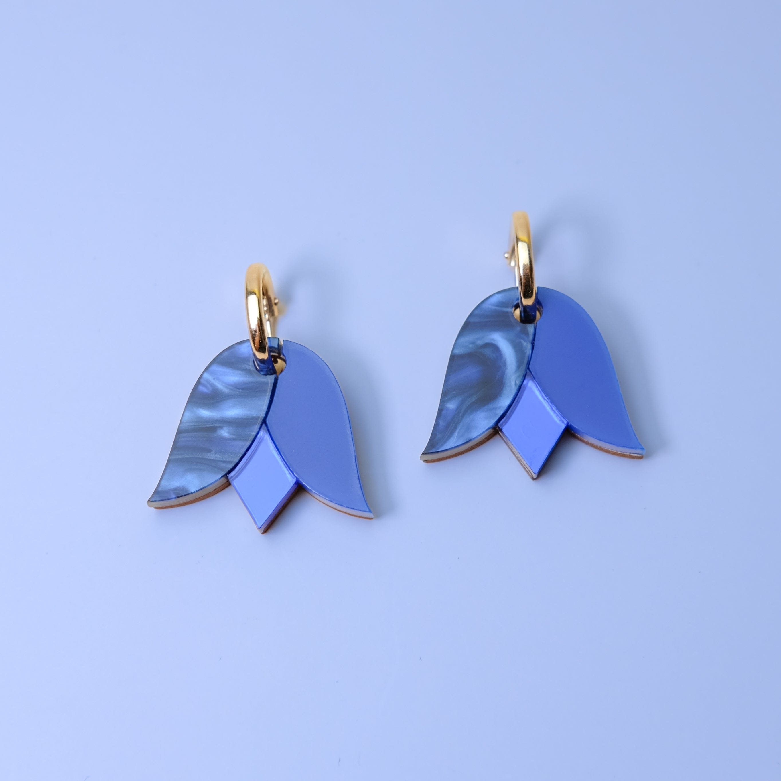 Cute and dainty Tulip flower gold-filled hoop earrings in blue #color_blue